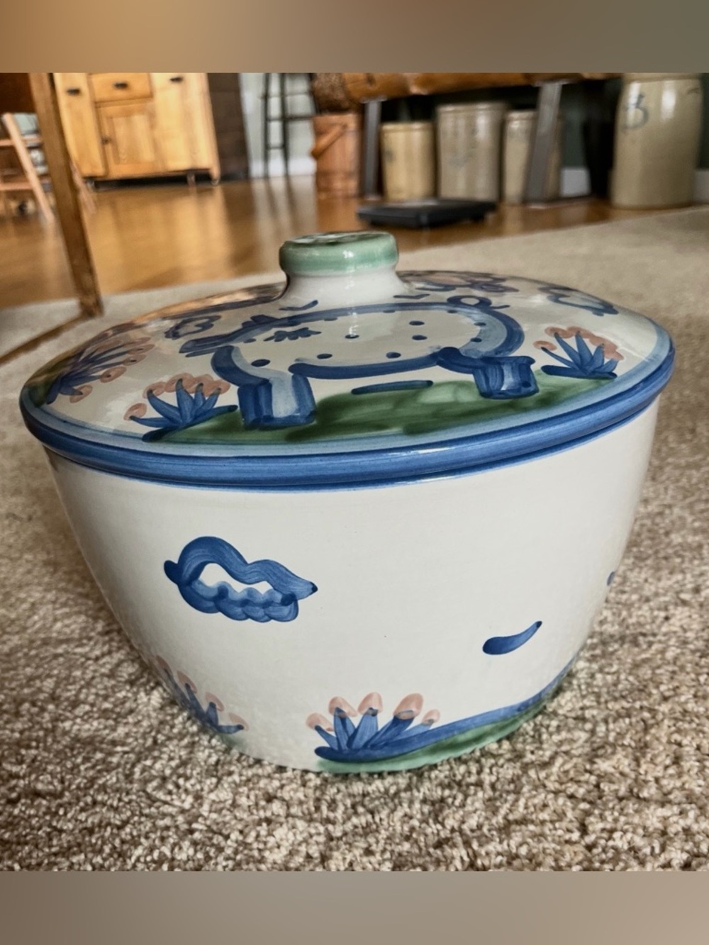 MA Hadley soup tureen